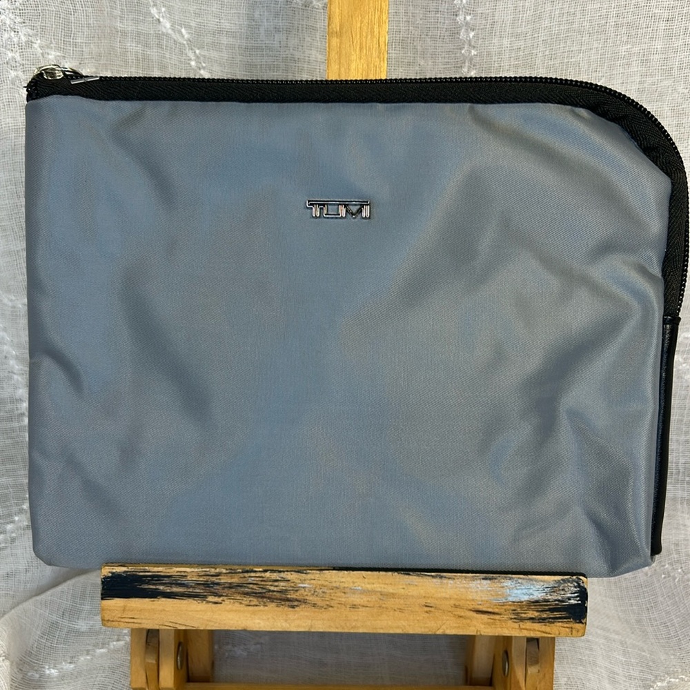TUMI almost new nylon pouch